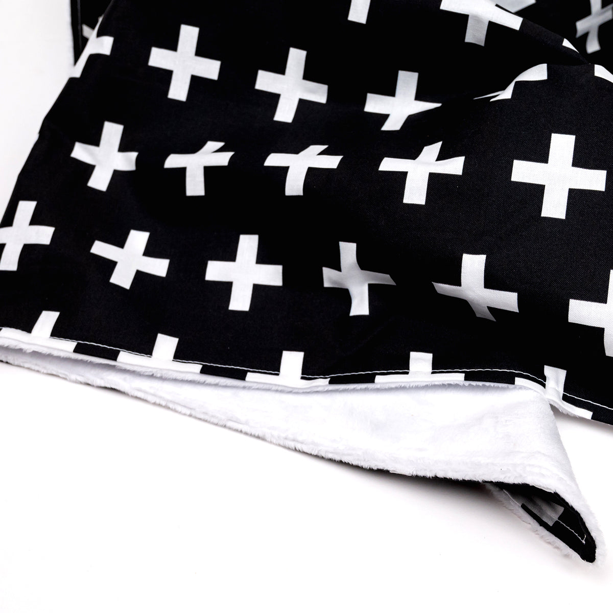OLLI+LIME Finn Baby Blanket Swiss Cross Black & White Minky Blanket
