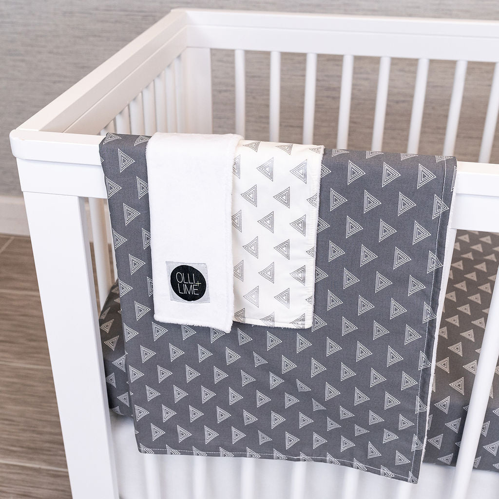 10 Must-Have Items for Your Baby Registry