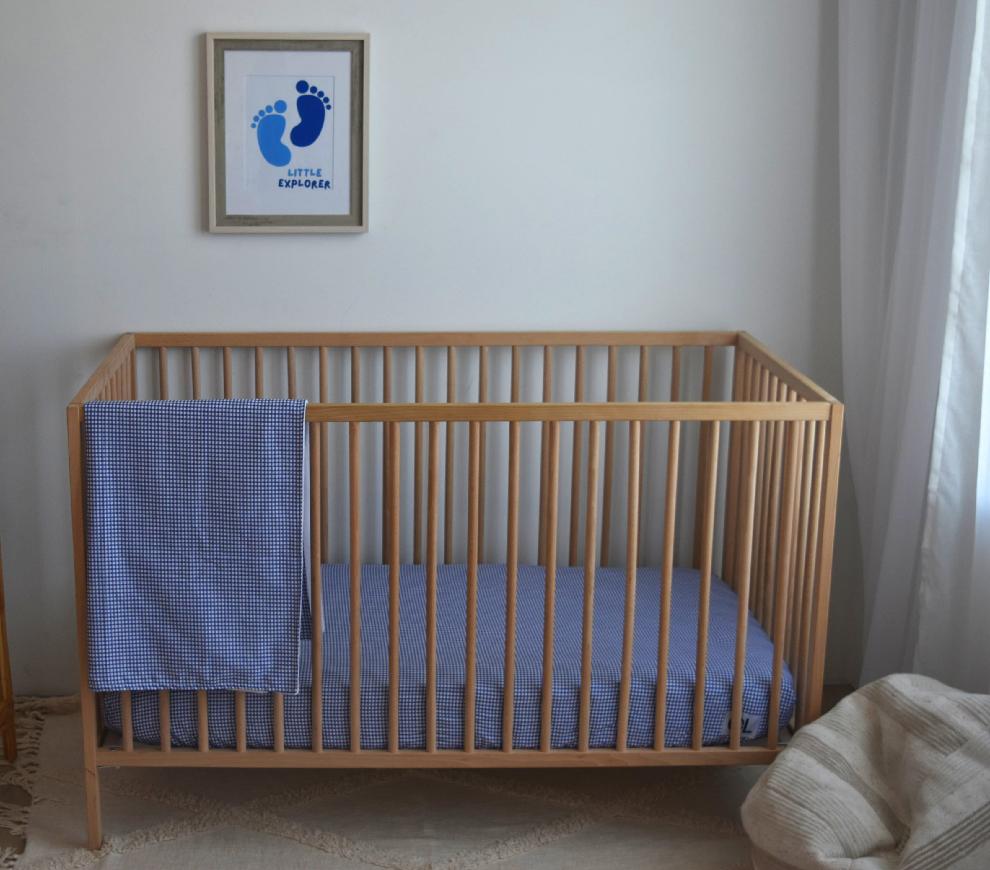 Avi Deluxe Crib Bedding Set