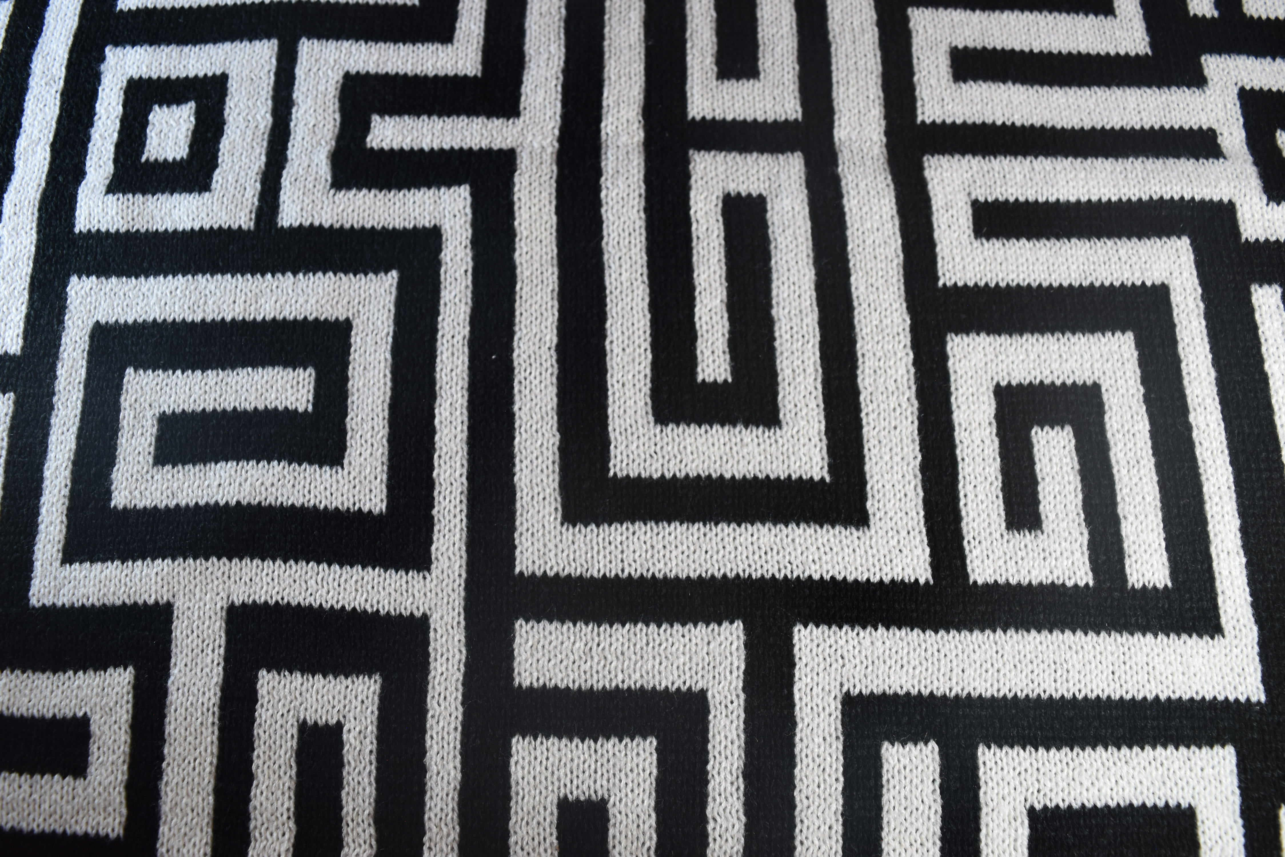 Maze Knit  Blanket