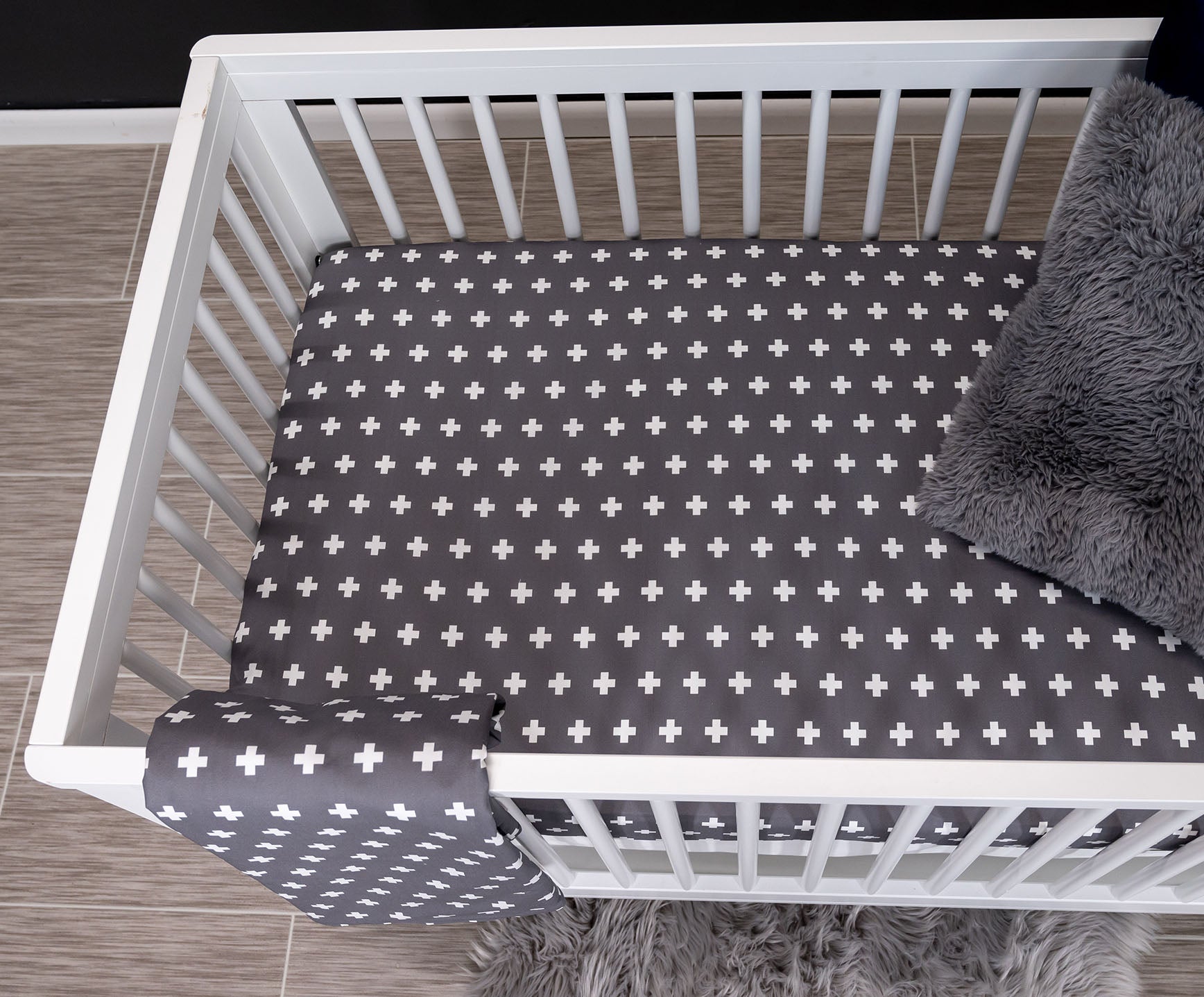 Nils Classic Crib Bedding Set