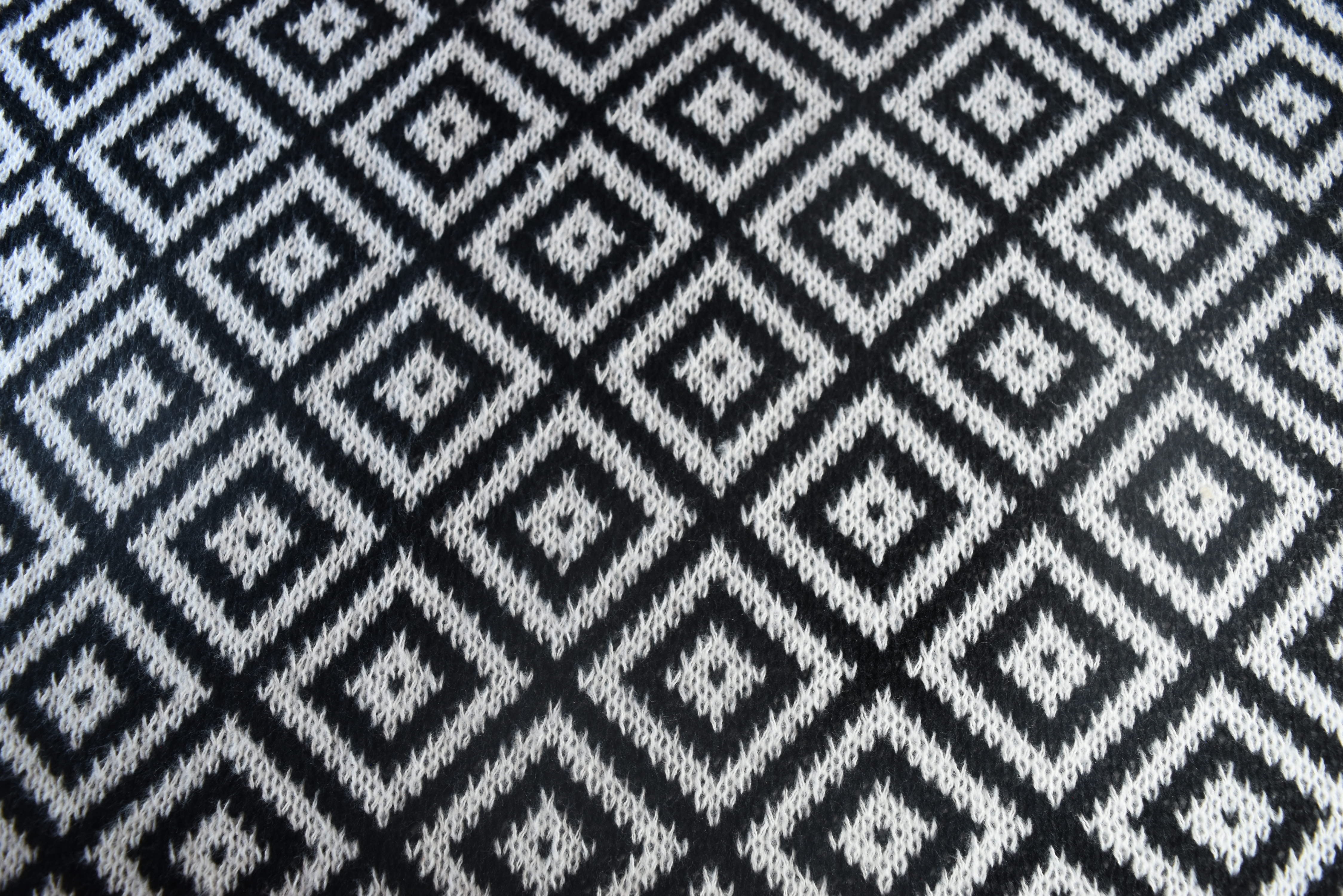 Noir Rhombus  Blanket