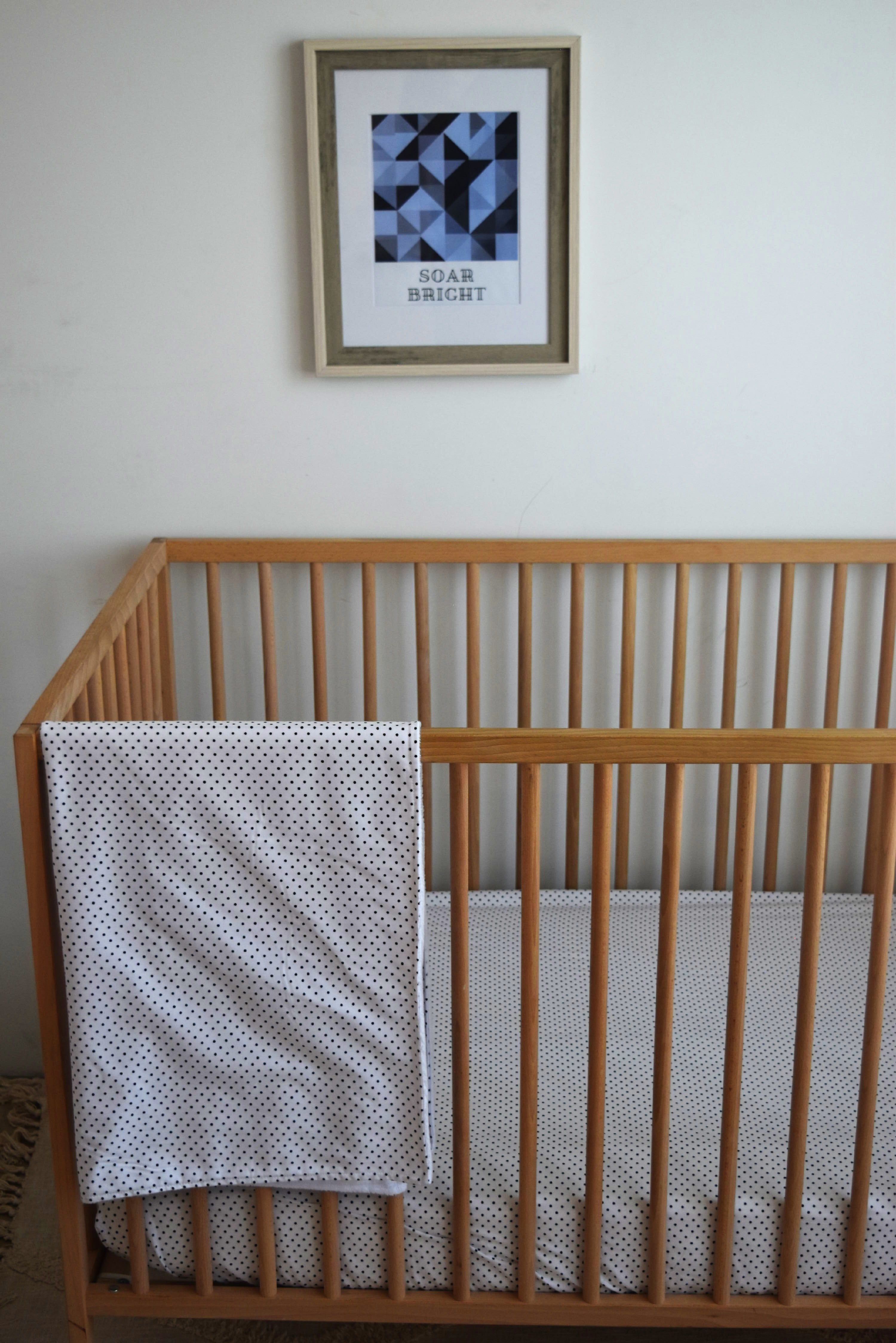 Connect the Dots Deluxe Crib Bedding Set