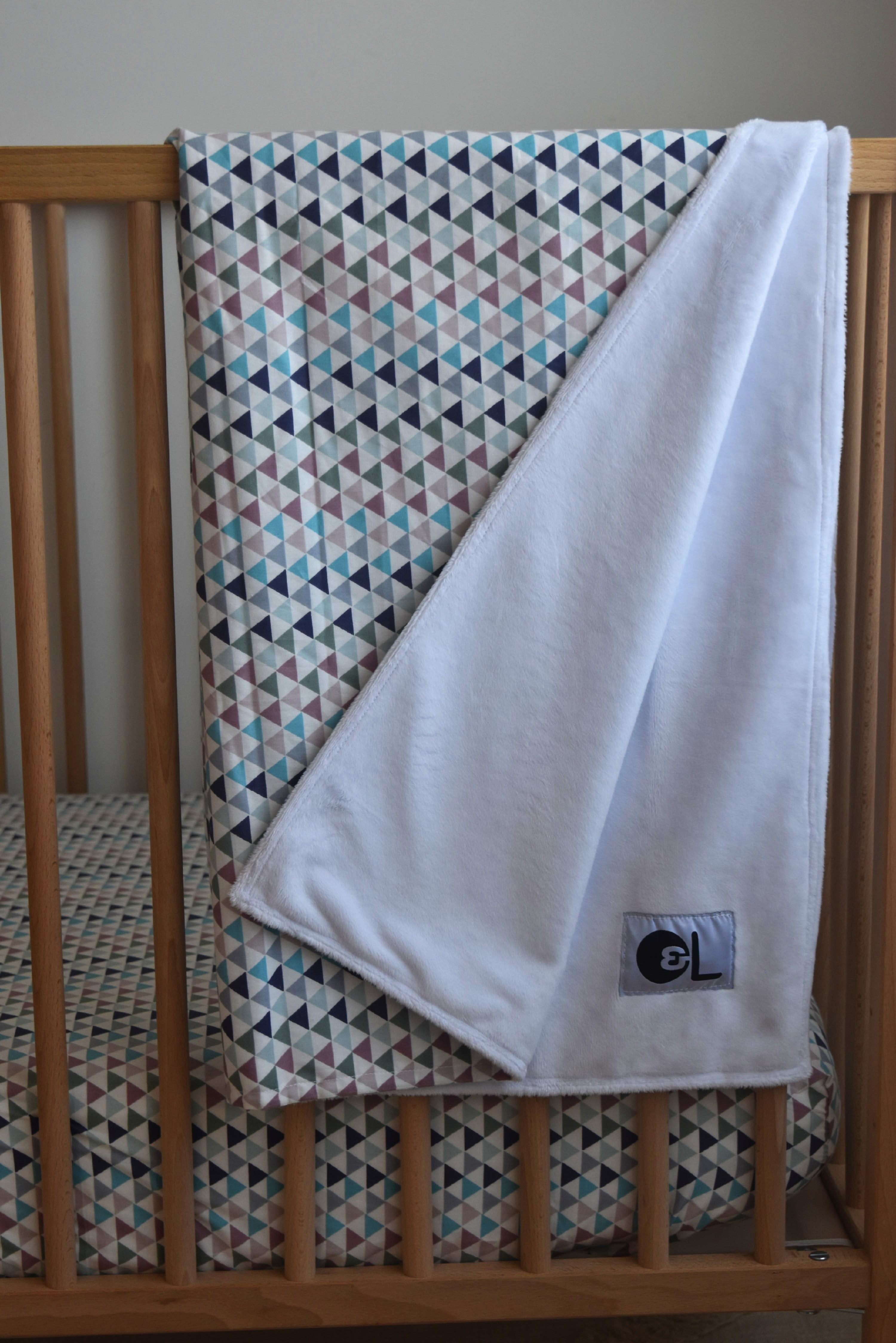 Prism Nest Deluxe Crib Bedding Set