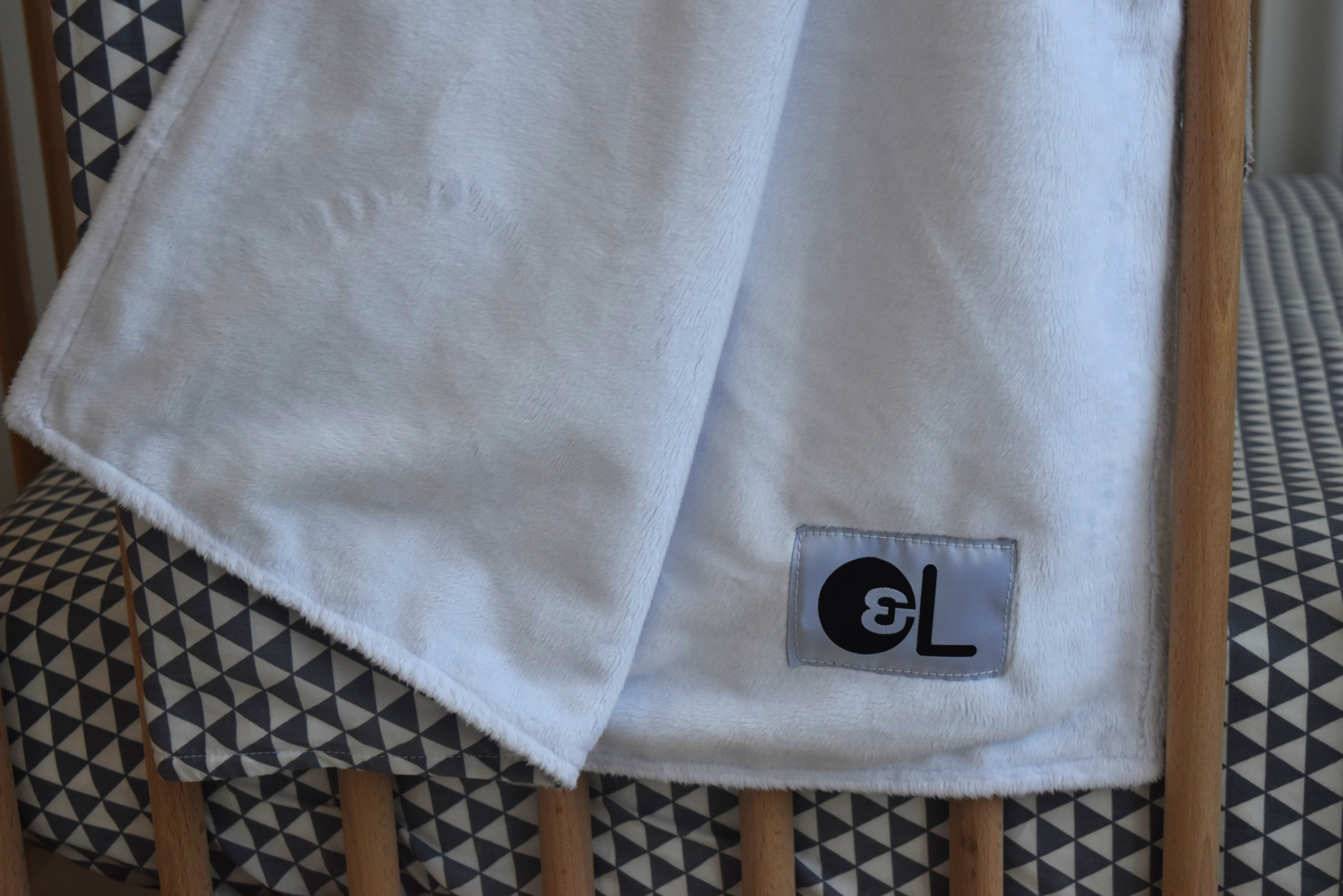 Prism Nest Deluxe Gray Crib Bedding Set