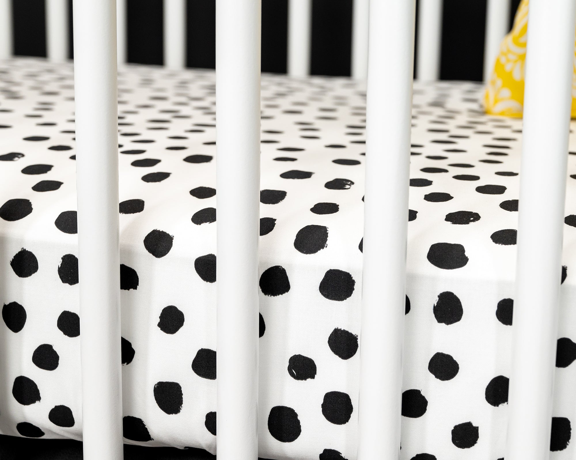 Zoe's Spots & Dots Classic Crib Bedding Set