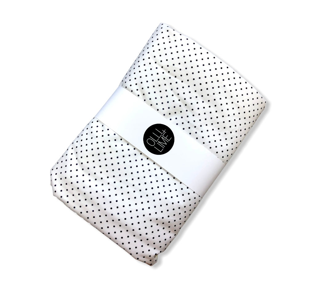 Dot Crib Blanket - Black and White - Olli+Lime