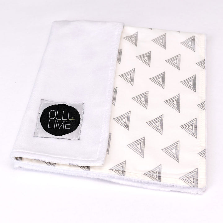 My Little Hat - Lovey Cuddle -  Light Gray on ivory - Olli+Lime