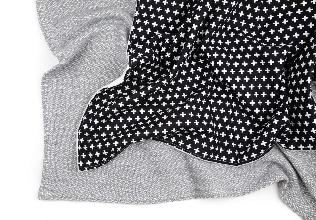 Black Cross Crib Bedding Set - Olli+Lime