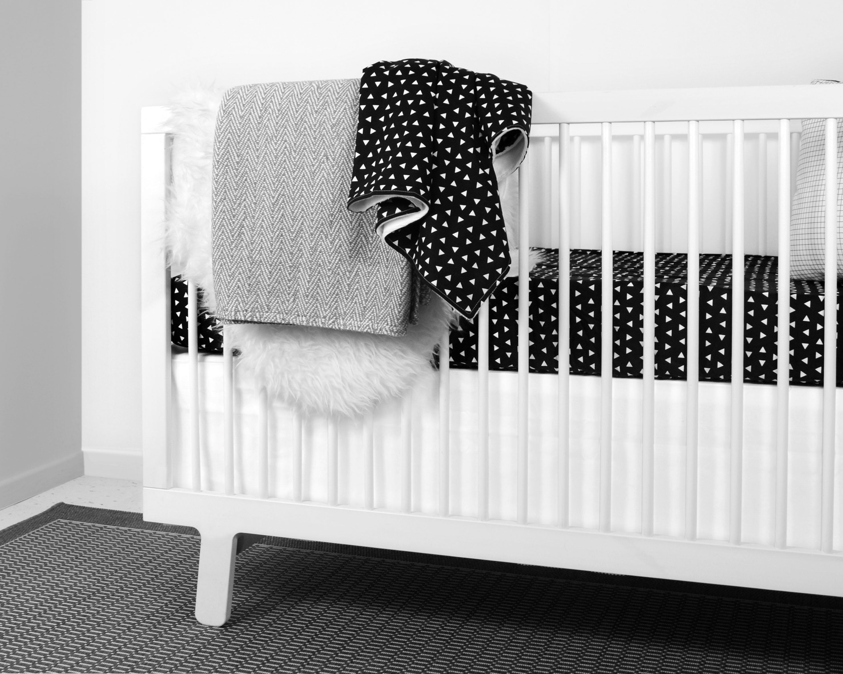 Triangle Crib Bedding Set Classic - Olli+Lime